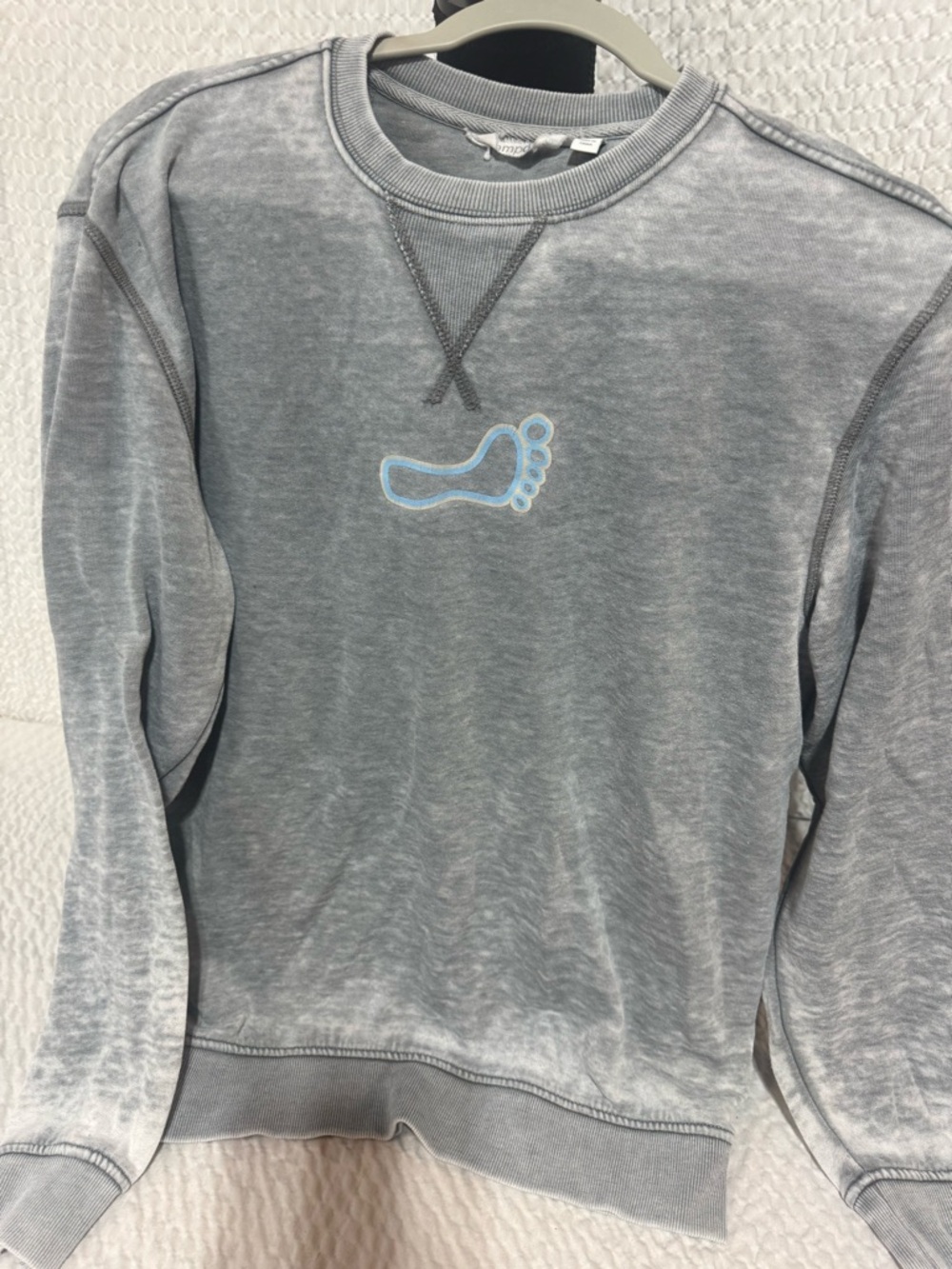 Women's Grey Washed Crewneck Sweatshirt with Blue Foot Motif